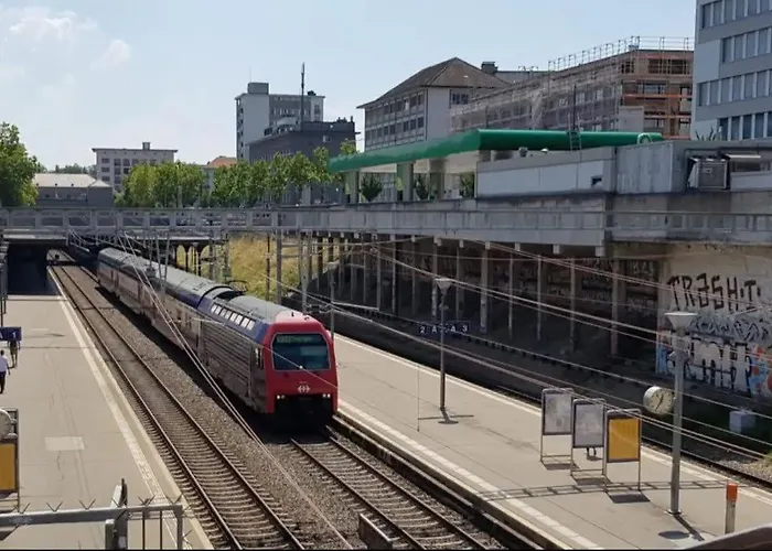 Kaya 3b Ζυρίχη