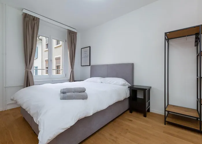 Kaya 3b - Downtown 2br Deluxe Zürich